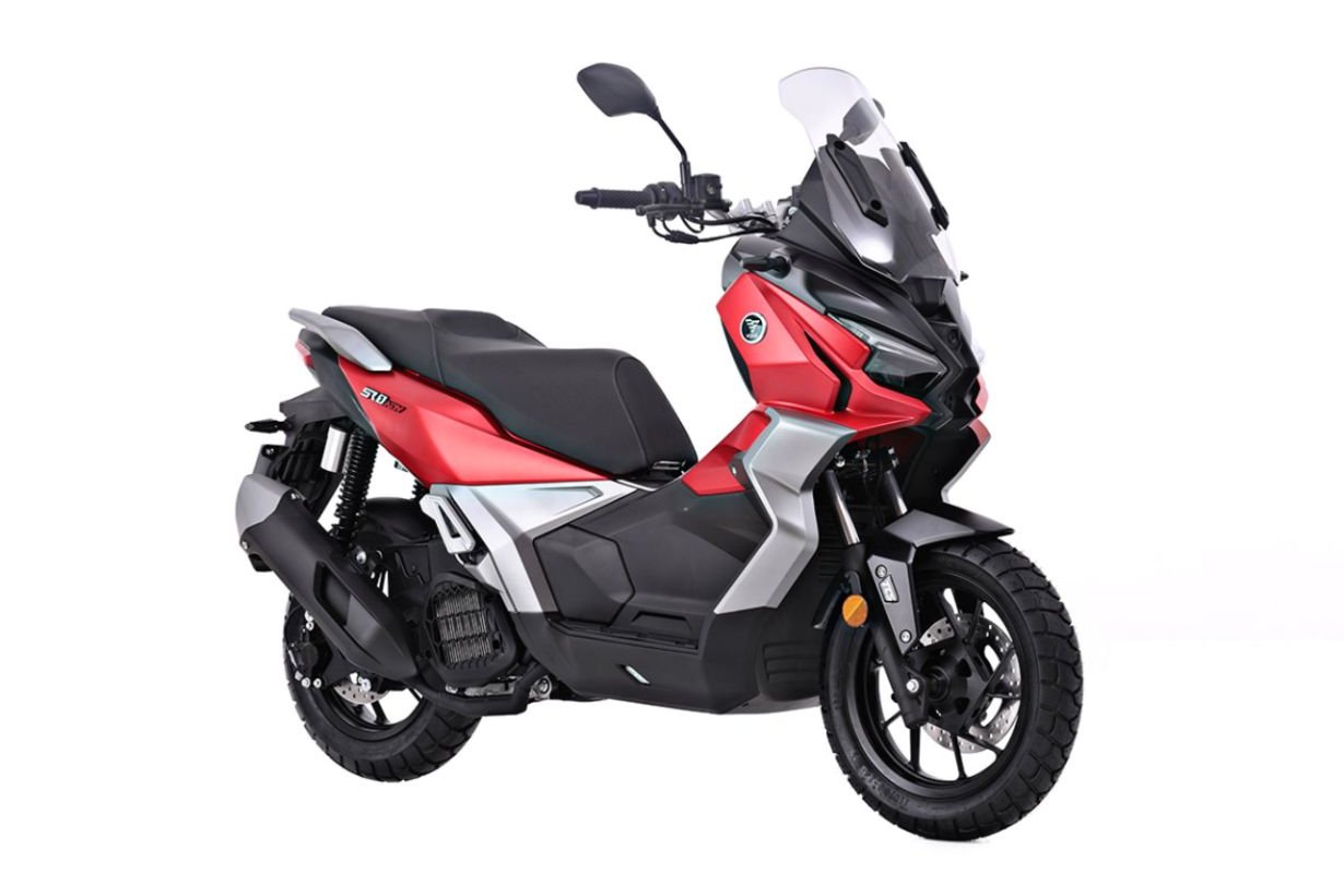 VOGE SR1 ADV 125 Red